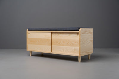 The Thornhill Entryway Storage Bench