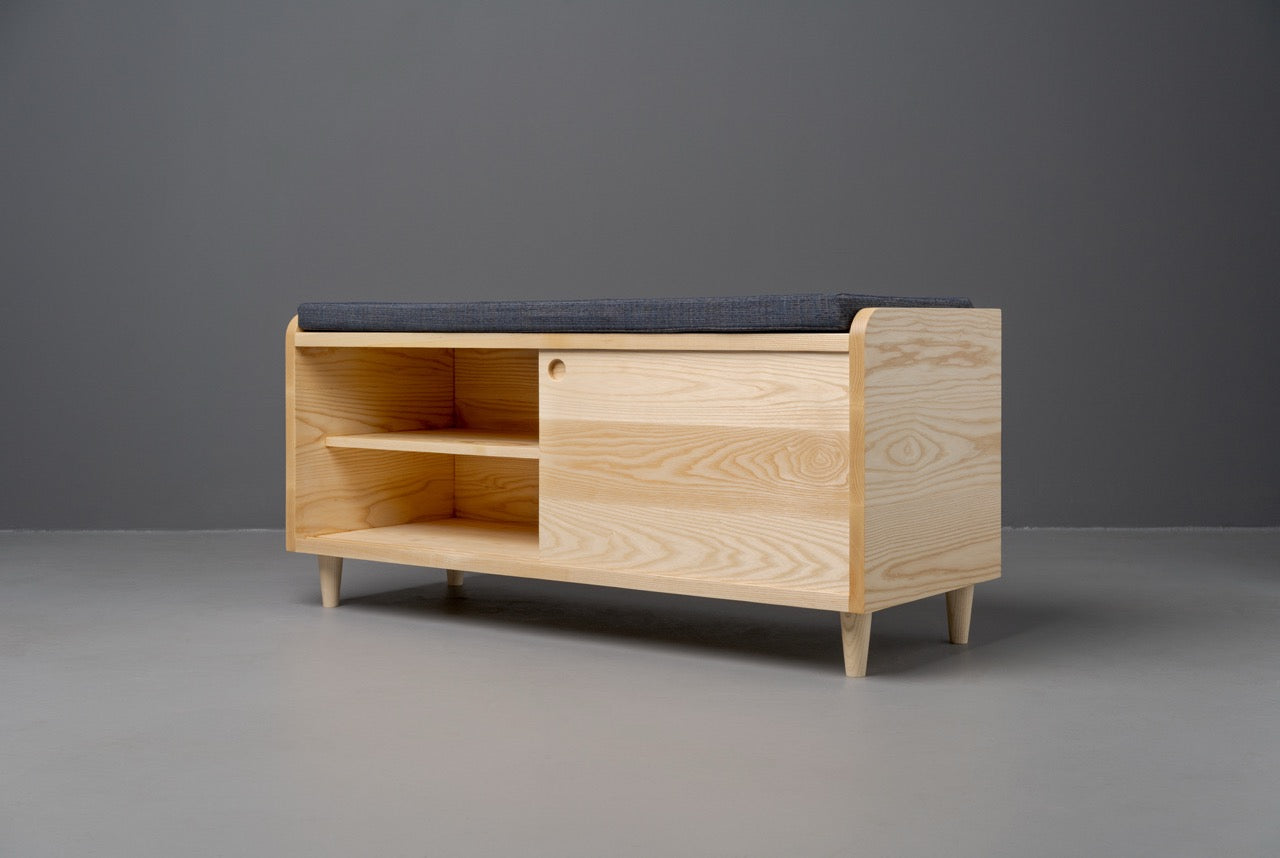 The Thornhill Entryway Storage Bench