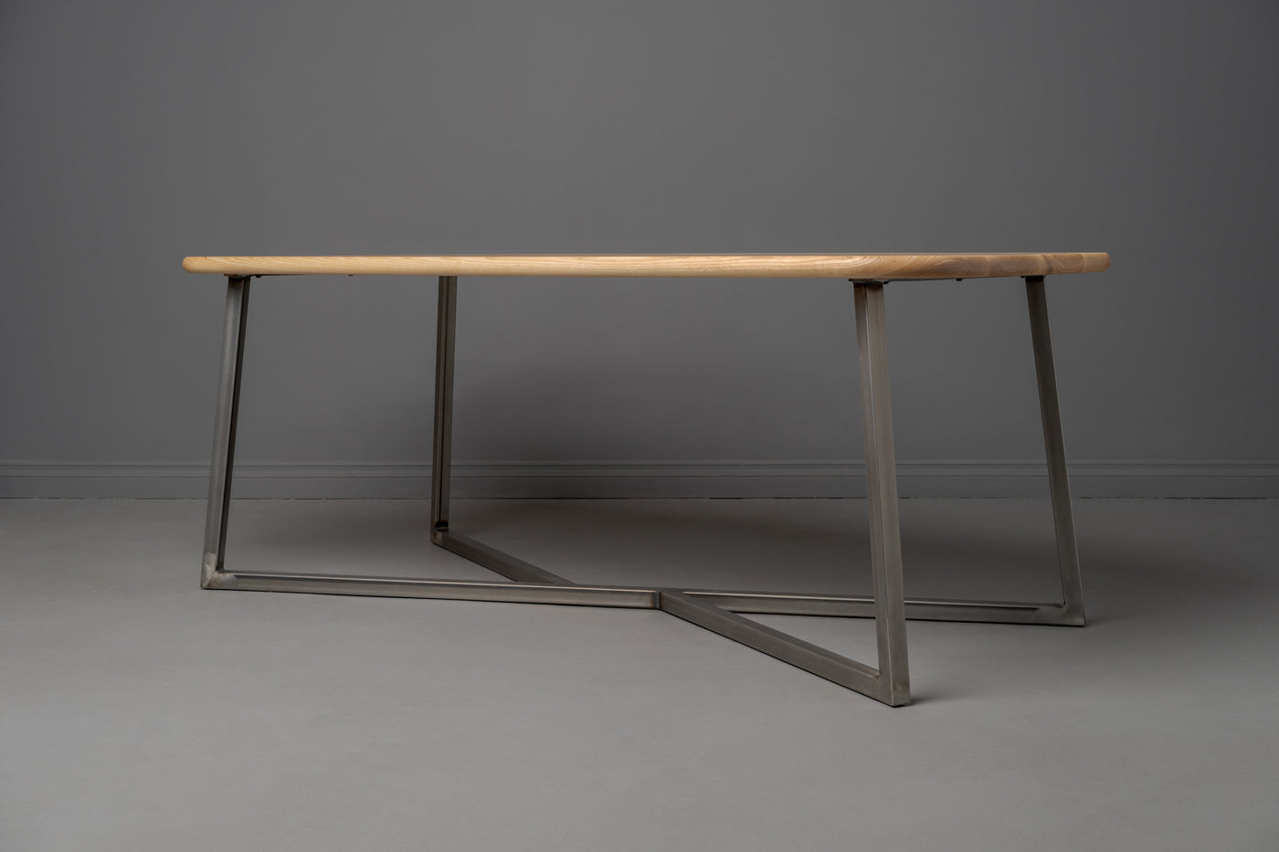The Lauren Dining Table