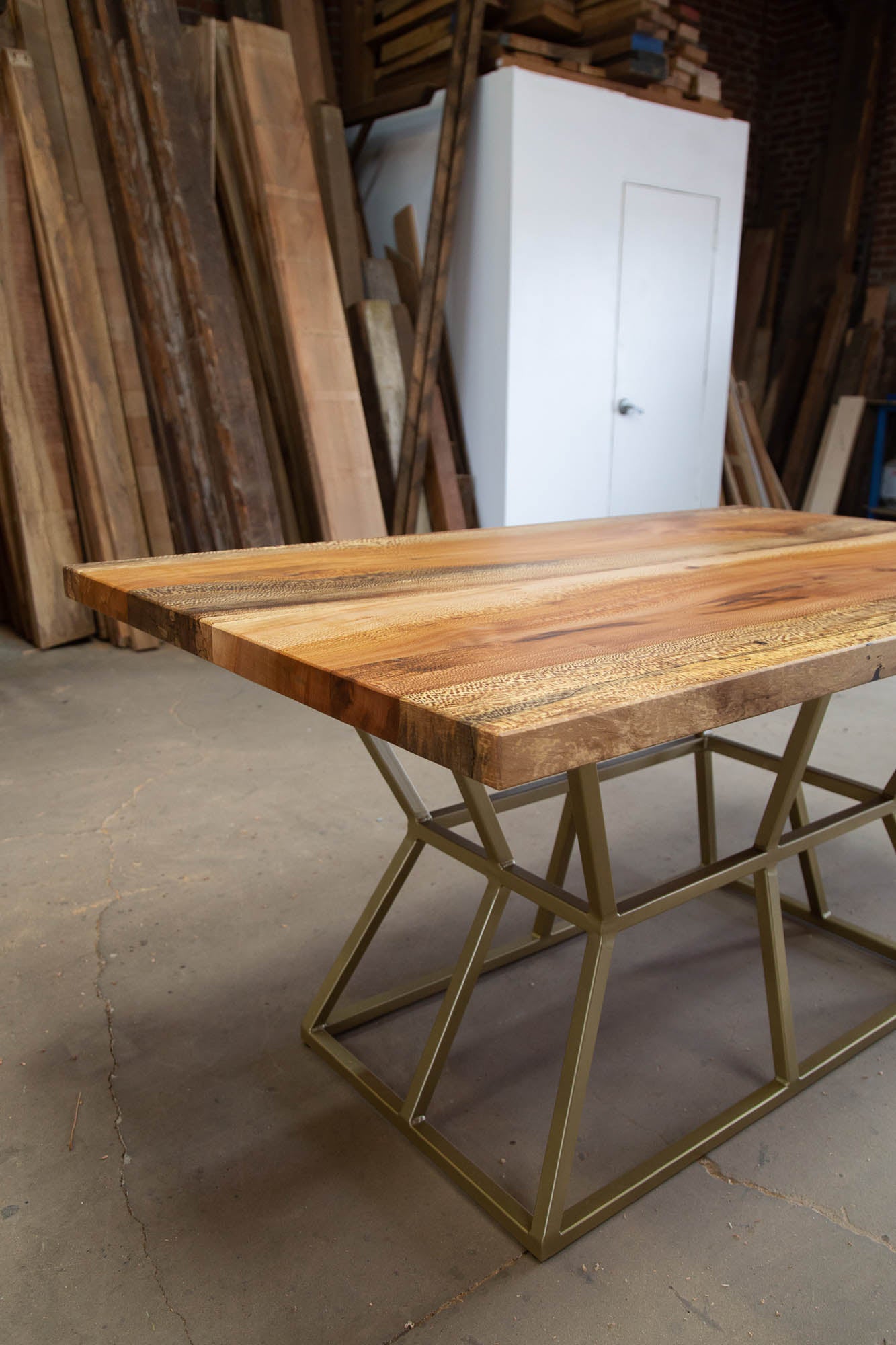 The Kristi Dining Table - Parkman Woodworks Store