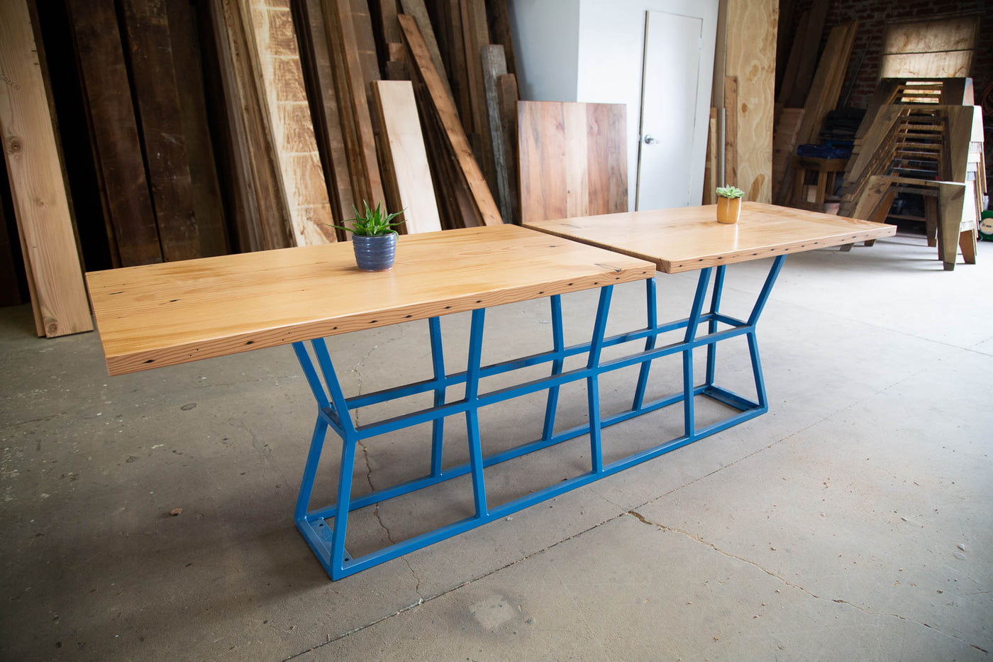 The Kristi Dining Table - Parkman Woodworks Store