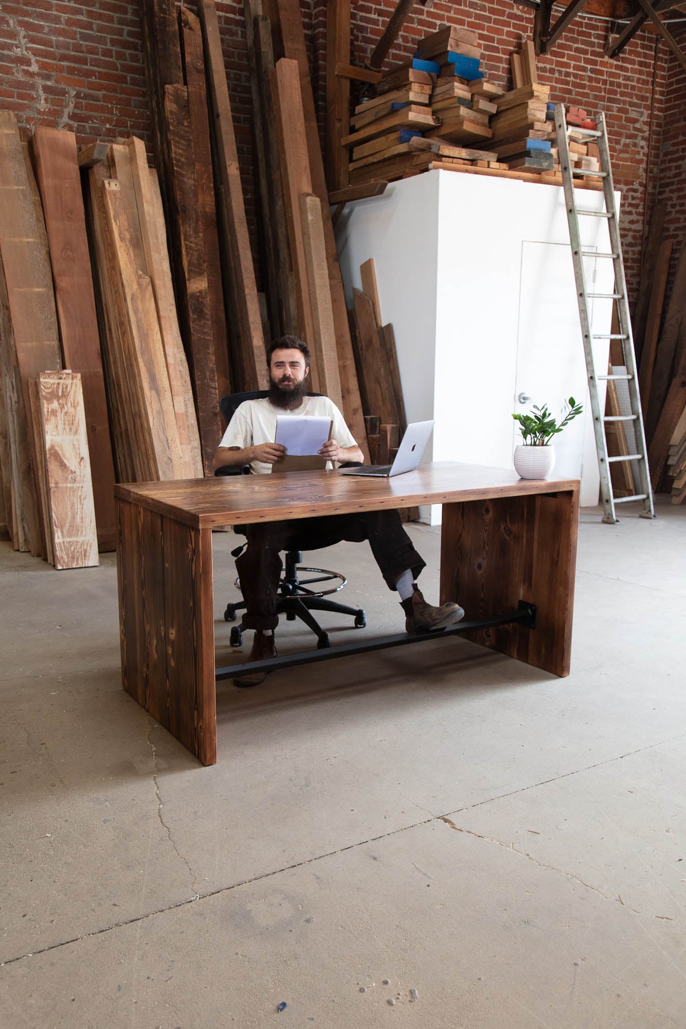 The Ruthie Computer Desk - Parkman Woodworks Store